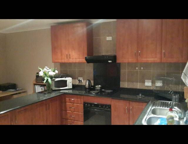 2 BEDROOM PROPERTY TO RENT IN SOMERSET PARK